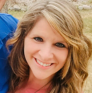 Meet your Posher, Lydia